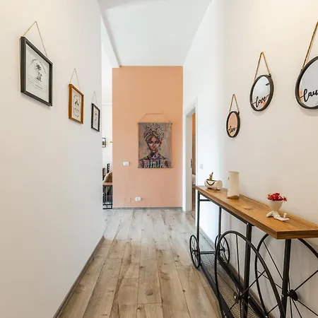 Sky Apartament. Bllok District Apartment