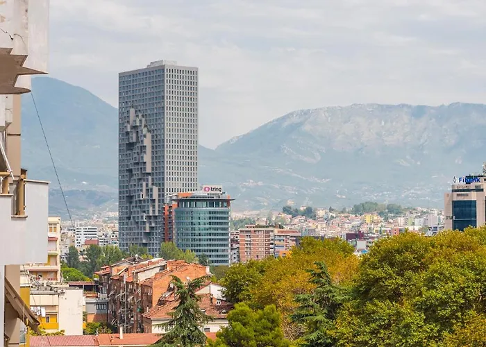 Sky Apartament. Bllok District Lägenhet Tirana